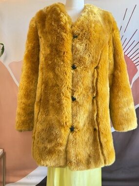 SpiritHoods Golden Wolf Luxe Collared FAUX FUR Jacket Coat Collector Ed Size XS